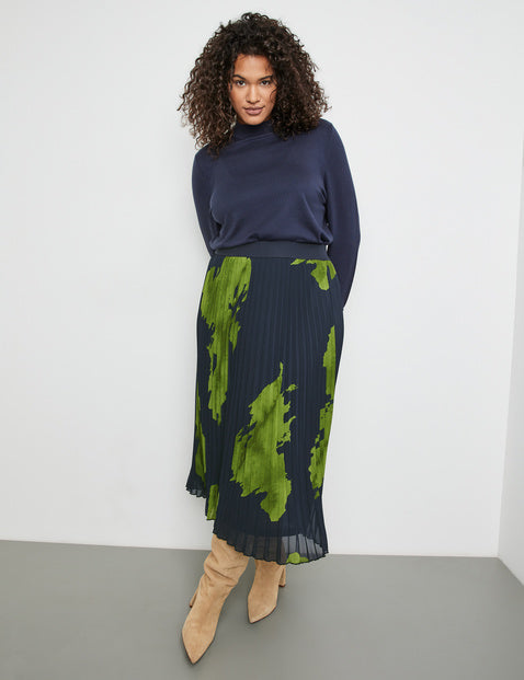 Pleated Skirt with elastic waist band